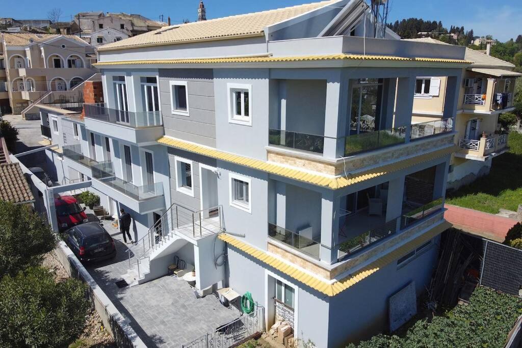 Potamos Deluxe White Apartment Exterior photo